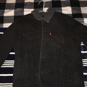 Levi’s black denim sherpa